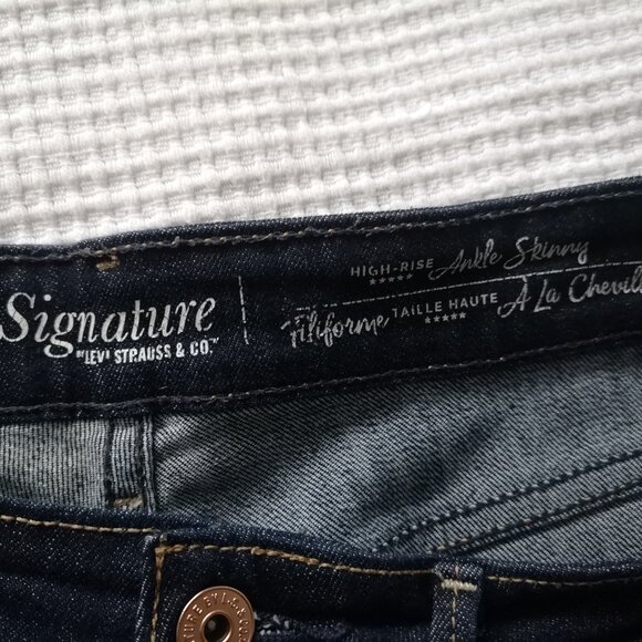 Levi's Signature High-Rise Ankle Skinny Jeans Blue 12 - W31 - Picture 4 of 6